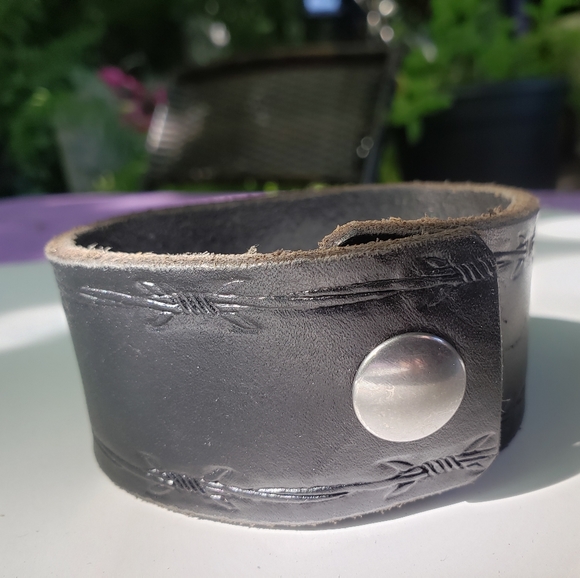 Triscellion Leather Cuff Bracelet - Picture 2 of 4